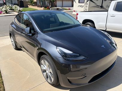 Used 2024 Tesla Model Y 2WD