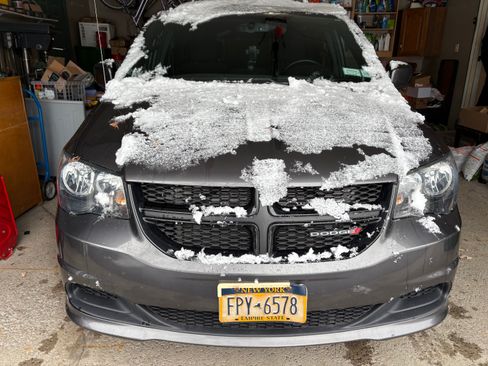 Used 2015 Dodge Grand Caravan SE image 15