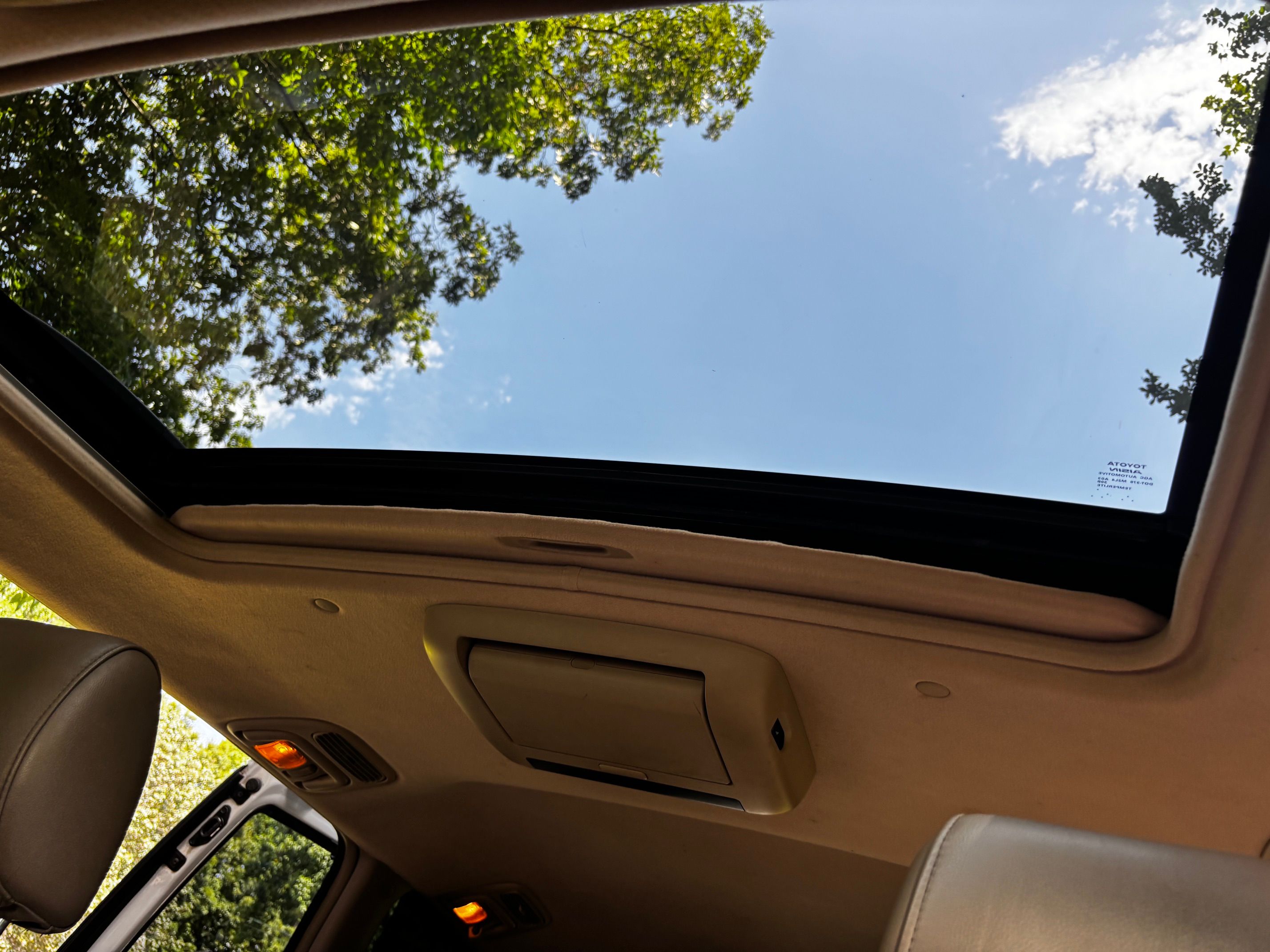 Used 2009 Toyota Sienna XLE w/ Towing Prep Pkg FWD image 22