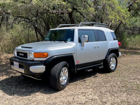 Used 2007 Toyota FJ Cruiser 4WD image 24