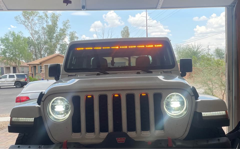 Used 2020 Jeep Gladiator Overland w/ Popular Equipment Package AWD/4WD image 5