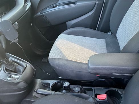 Used 2019 RAM ProMaster City Tradesman FWD image 20