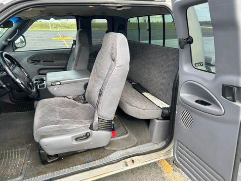 Used 2001 Dodge Ram 1500 Truck 2WD Quad Cab image 11