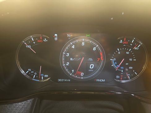 Used 2019 Cadillac CTS Luxury w/ Luxury Package image 13