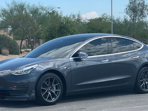 Used 2020 Tesla Model 3 Long Range AWD/4WD image 15