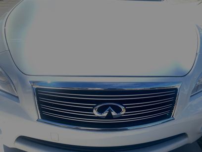 Used 2014 INFINITI Q70 3.7 w/ Premium Package