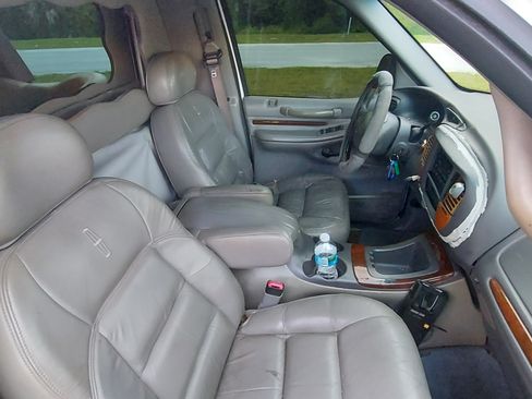 Used 1999 Lincoln Navigator 2WD image 15