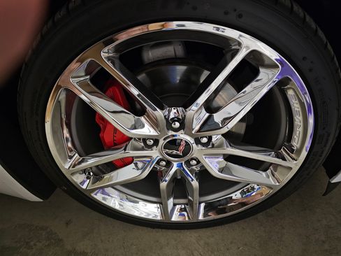 Used 2014 Chevrolet Corvette Stingray Convertible w/ 3LT Preferred Equipment Group image 18