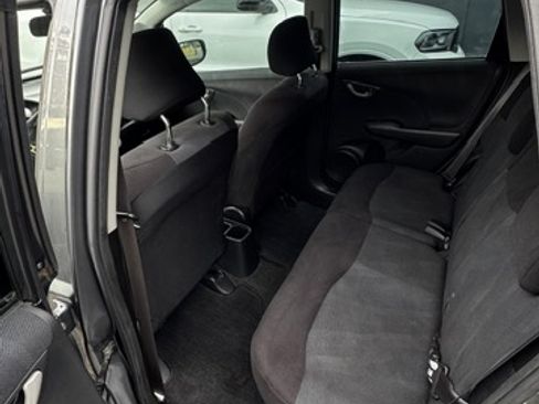 Used 2011 Honda Fit Sport image 8