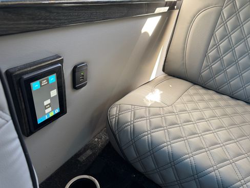 Used 2023 Mercedes-Benz Sprinter 3500 image 20