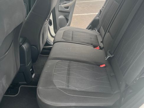 Used 2019 Ford EcoSport SE w/ SE Convenience Package image 10