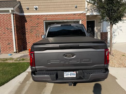 Used 2024 Ford F150 XL RWD image 5