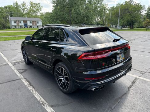 Used 2022 Audi SQ8 Prestige AWD/4WD image 9