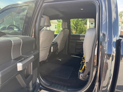 Used 2015 Ford F150 XLT w/ Equipment Group 301A Mid AWD/4WD image 13