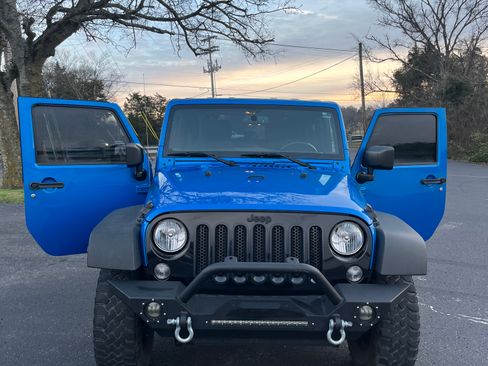 Used 2016 Jeep Wrangler Sport image 9