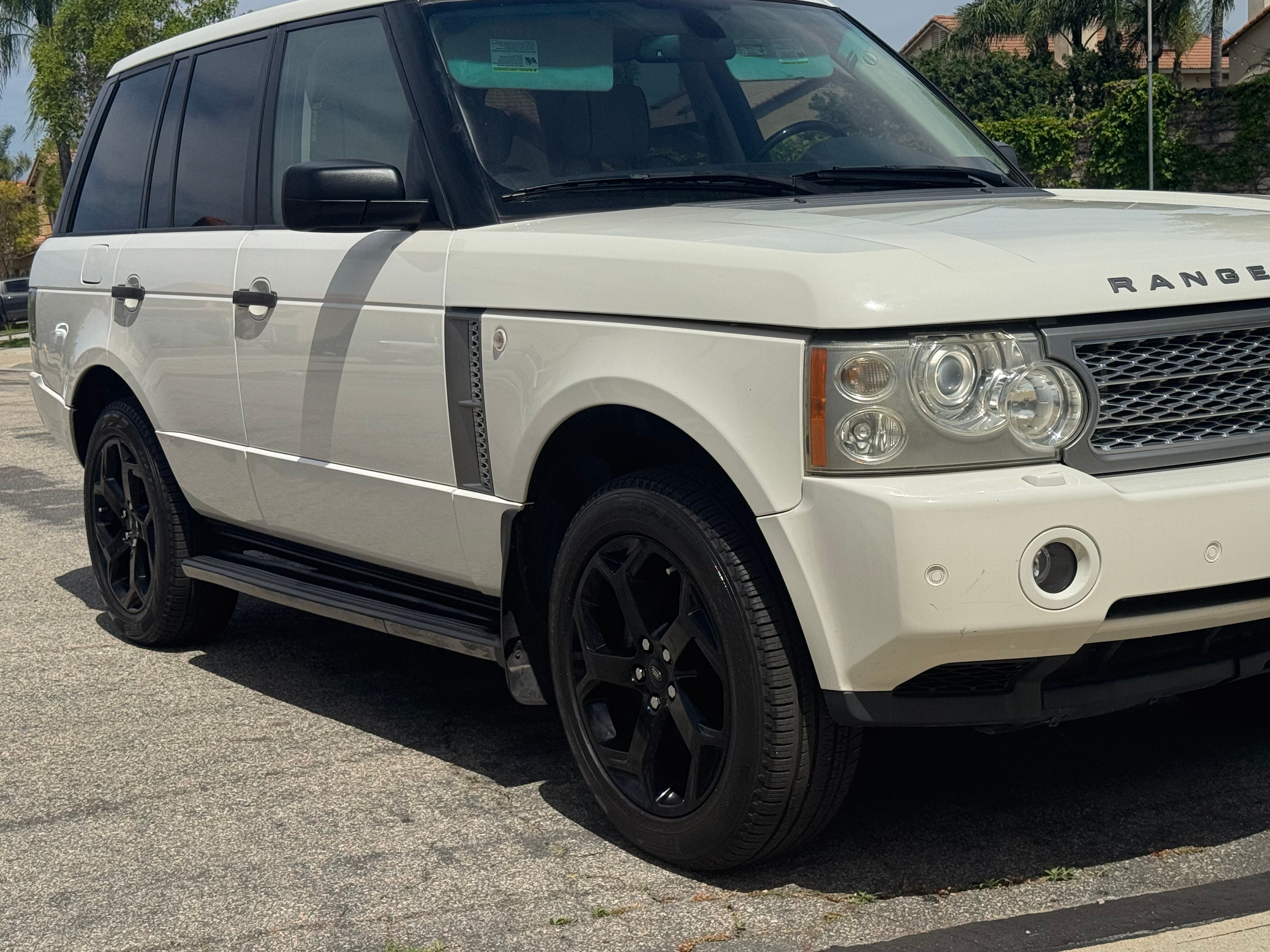 Used 2008 Land Rover Range Rover Supercharged AWD/4WD image 4