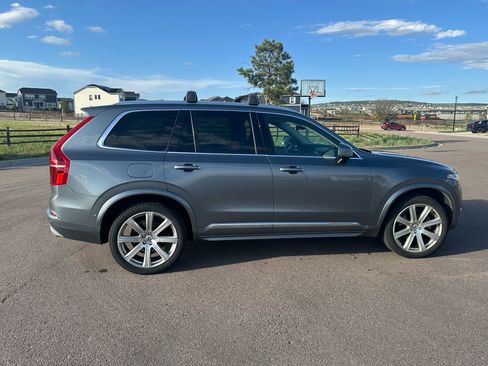 Used 2017 Volvo XC90 T6 Inscription w/ Vision Package AWD/4WD image 5
