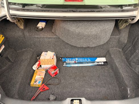 Used 2006 Mercury Grand Marquis LS image 17