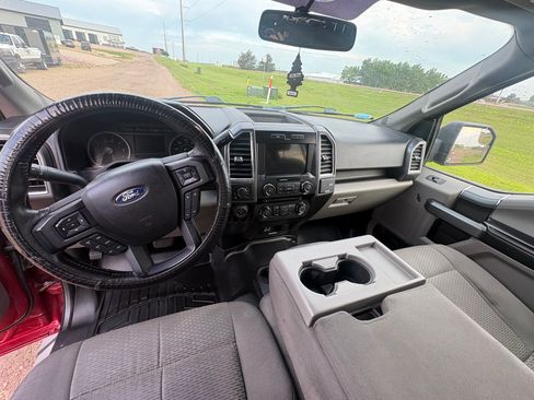 Used 2016 Ford F150 XLT w/ Equipment Group 302A Luxury AWD/4WD image 9