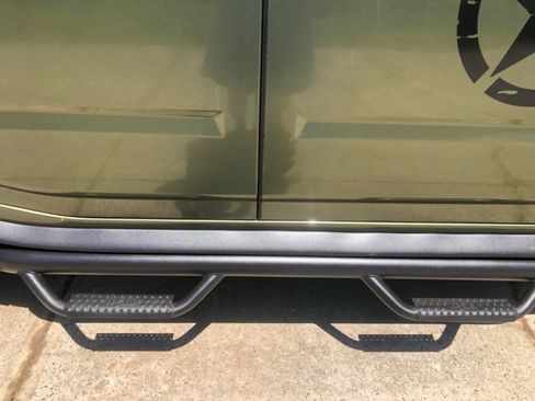 Used 2003 HUMMER H2 w/ Preferred Equipment Group image 19