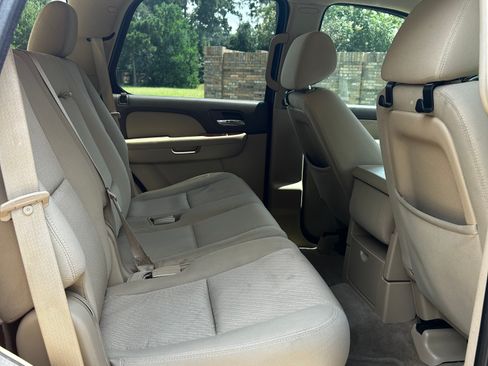 Used 2013 Chevrolet Tahoe LS image 11