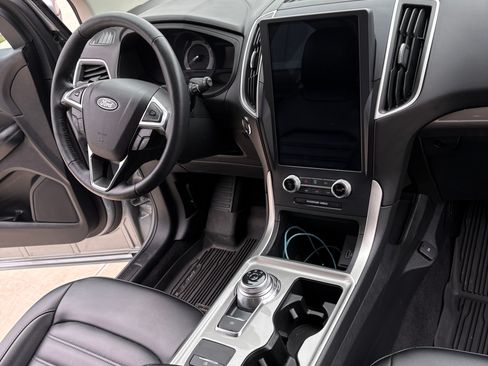 Used 2024 Ford Edge SEL w/ Convenience Package AWD/4WD image 16