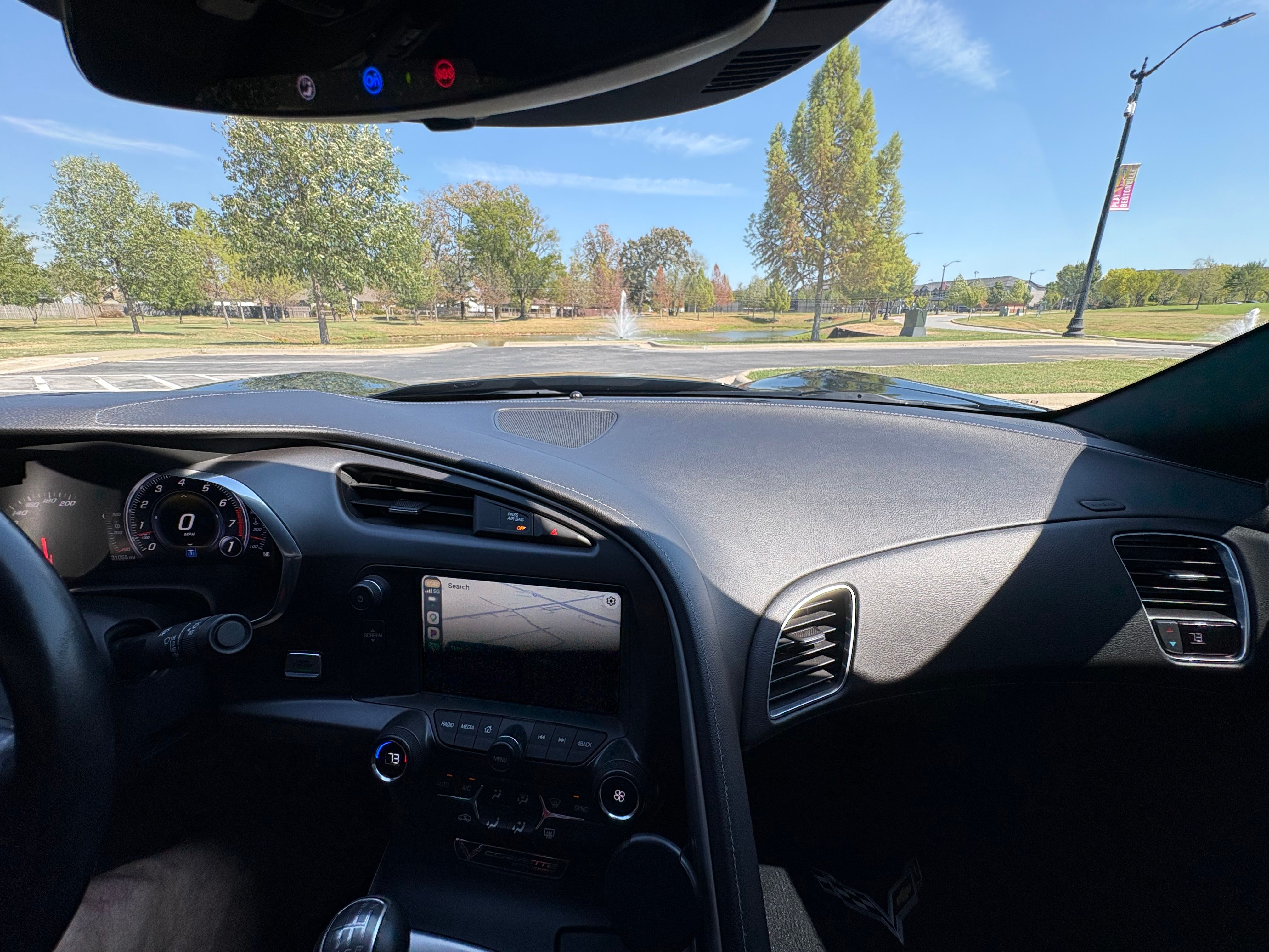 Used 2019 Chevrolet Corvette Stingray Coupe w/ Carbon Flash Badge Package RWD image 22