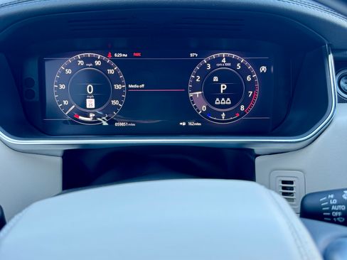Used 2021 Land Rover Range Rover Westminster Edition AWD/4WD image 32