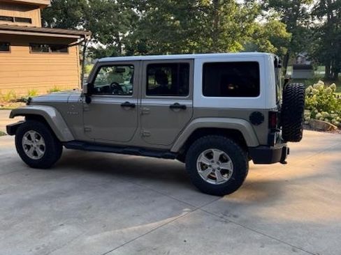 Used 2017 Jeep Wrangler Unlimited Sahara w/ Quick Order Package 24E Chief image 2