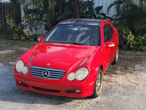 Used 2003 Mercedes-Benz C 230 Coupe image 5