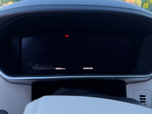 Used 2019 Land Rover Range Rover Long Wheelbase Autobiography AWD/4WD image 8