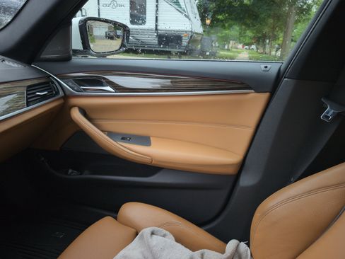 Used 2018 BMW 540i xDrive AWD/4WD image 15