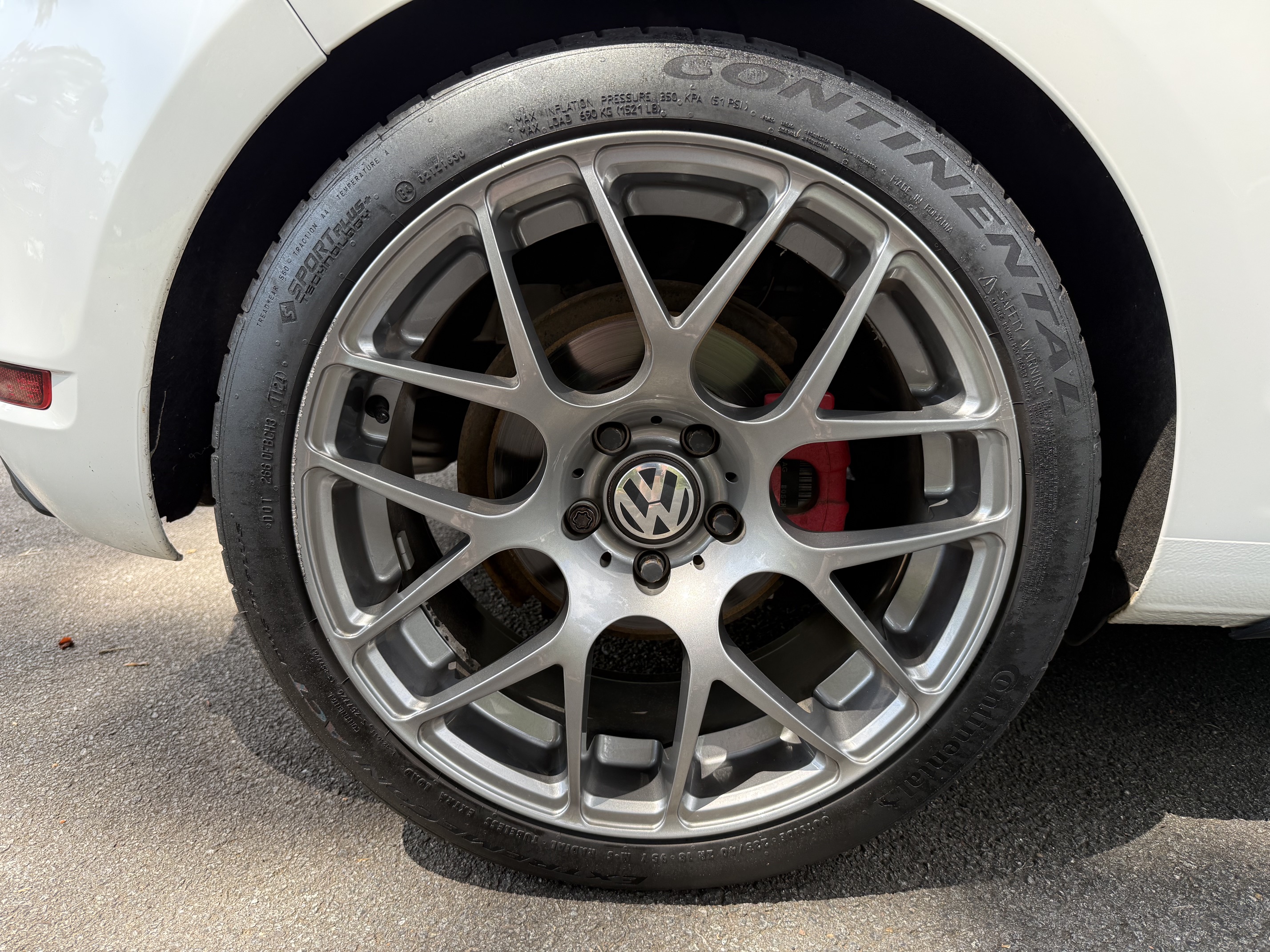 Used 2012 Volkswagen GTI 2-Door FWD image 13