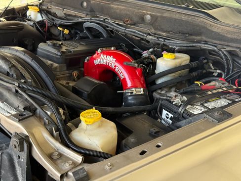 Used 2004 Dodge Ram 2500 Truck SLT w/ Trailer Tow Group image 8