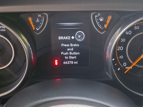 Used 2018 Jeep Wrangler Sport image 14