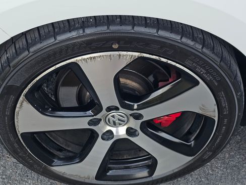 Used 2017 Volkswagen GTI Autobahn image 12