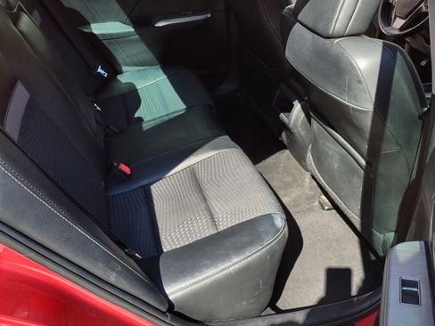 Used 2012 Toyota Camry SE image 16