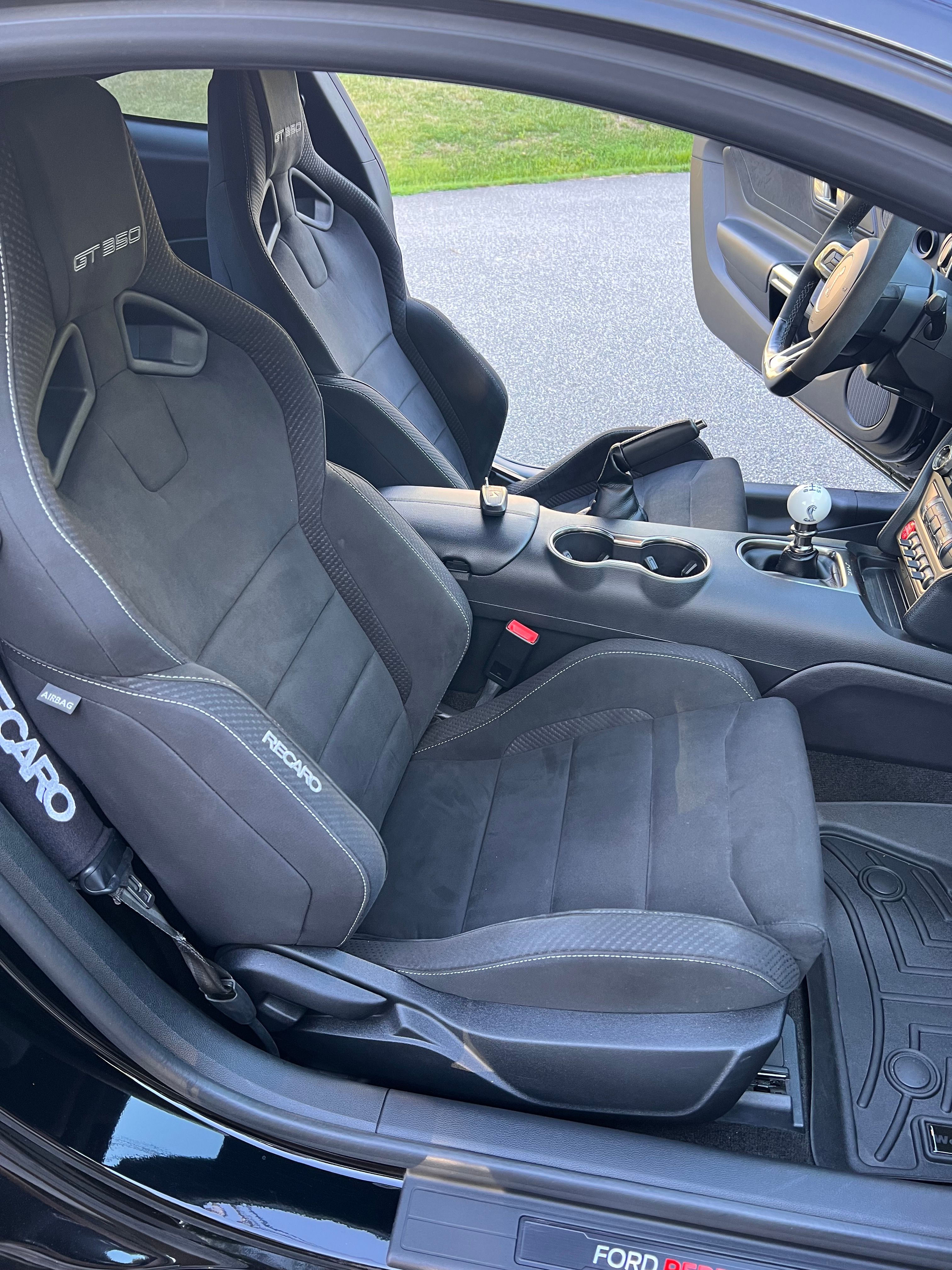 Used 2018 Ford Mustang Shelby GT350 w/ Electronics Package RWD image 14