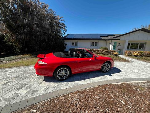 Used 2004 Porsche 911 Carrera image 9