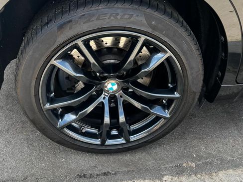 Used 2015 BMW X6 M image 23