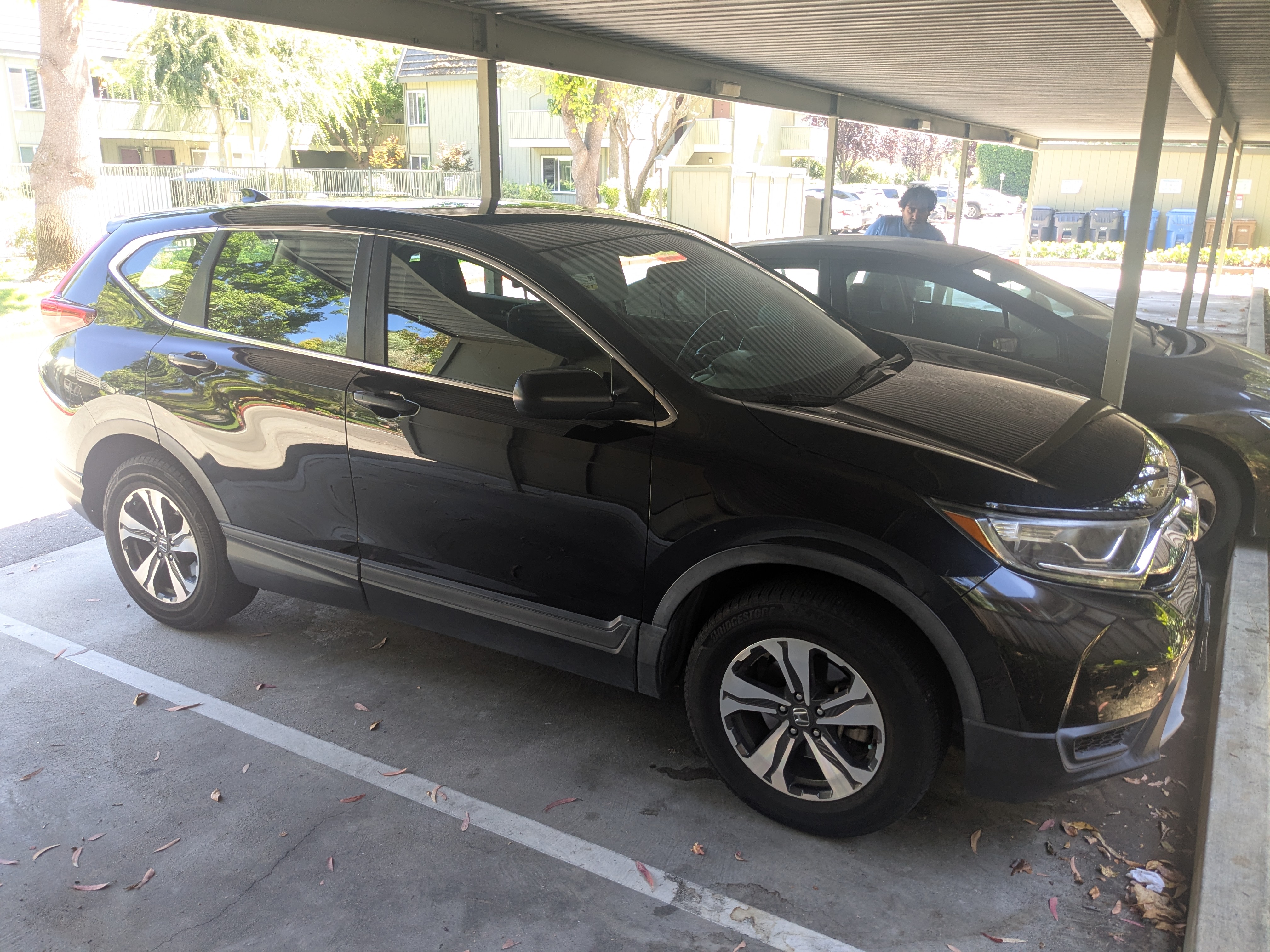 Used 2019 Honda CR-V LX image 2