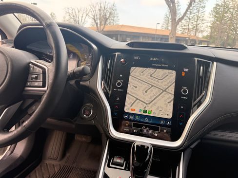 Used 2023 Subaru Outback Limited image 11