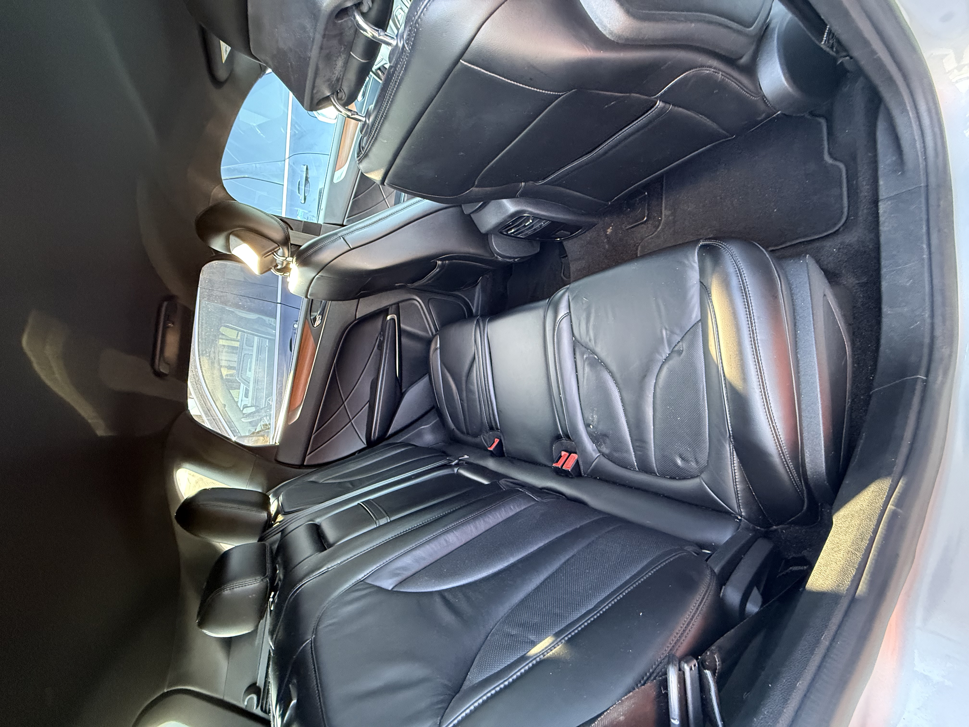 Used 2017 Lincoln MKC Select w/ Select Plus Package FWD image 11