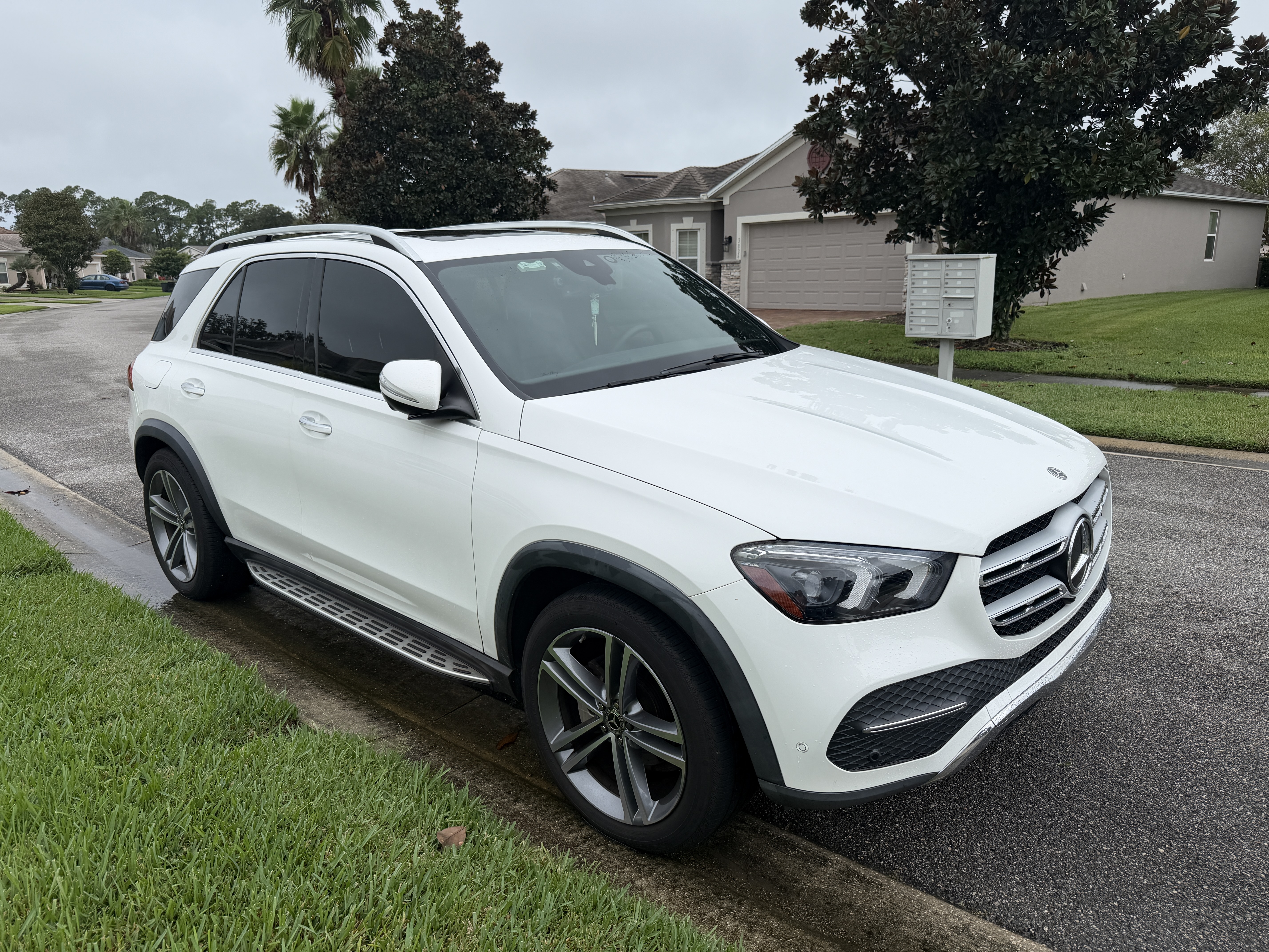 Used 2021 Mercedes-Benz GLE 350 image 1