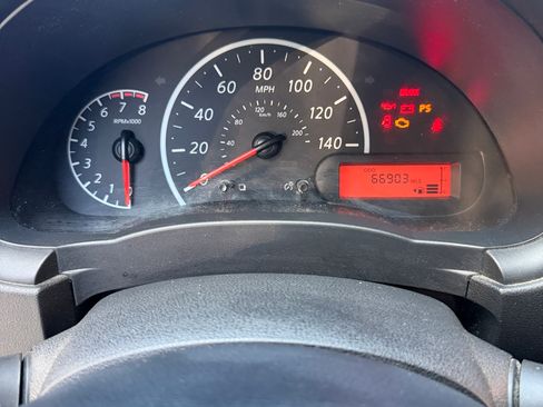 Used 2017 Nissan Versa S FWD image 21