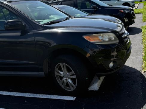 Used 2012 Hyundai Santa Fe Limited w/ Navigation Pkg 4 image 2