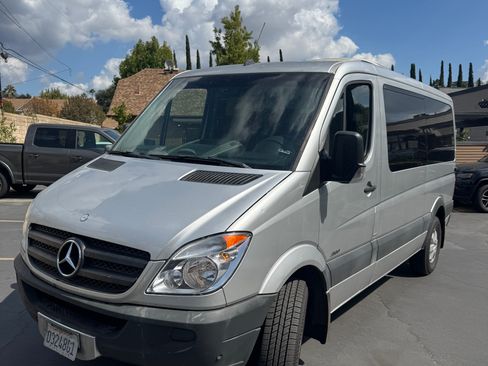 Used 2012 Mercedes-Benz Sprinter 2500 image 1