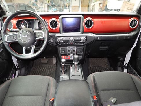 Used 2021 Jeep Gladiator Rubicon image 11