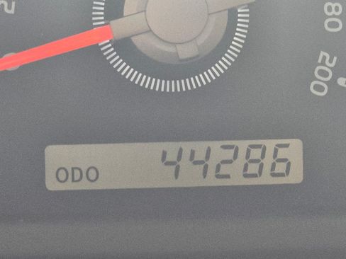 Used 2014 Toyota FJ Cruiser Sport Utility 2D w/ Convenience Package image 9