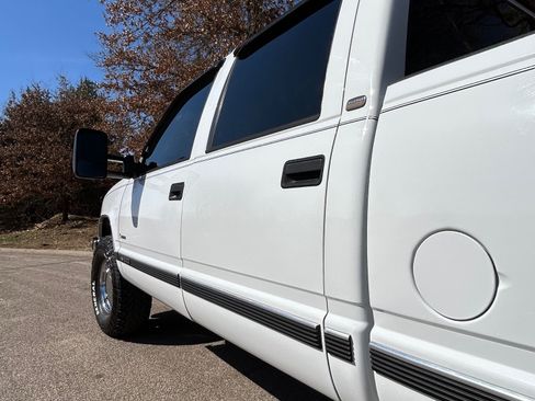 Used 1998 Chevrolet Silverado 1500 4x4 Regular Cab w/ Preferred Equipment Group 2 image 11